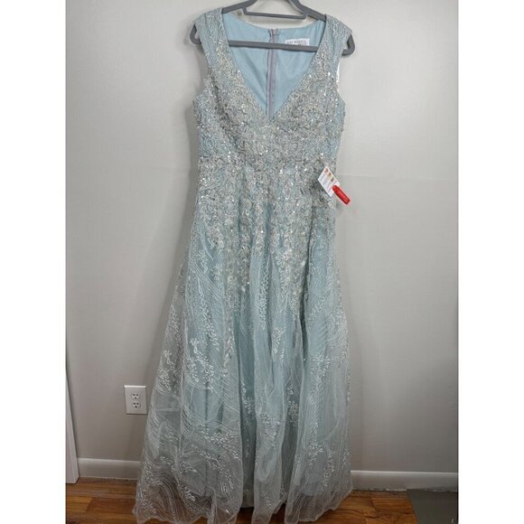 Mac Duggal 20312 Embroidered Sleeveless A Line Gown Ice Blue Size 10 NWT $798 - Picture 4 of 9